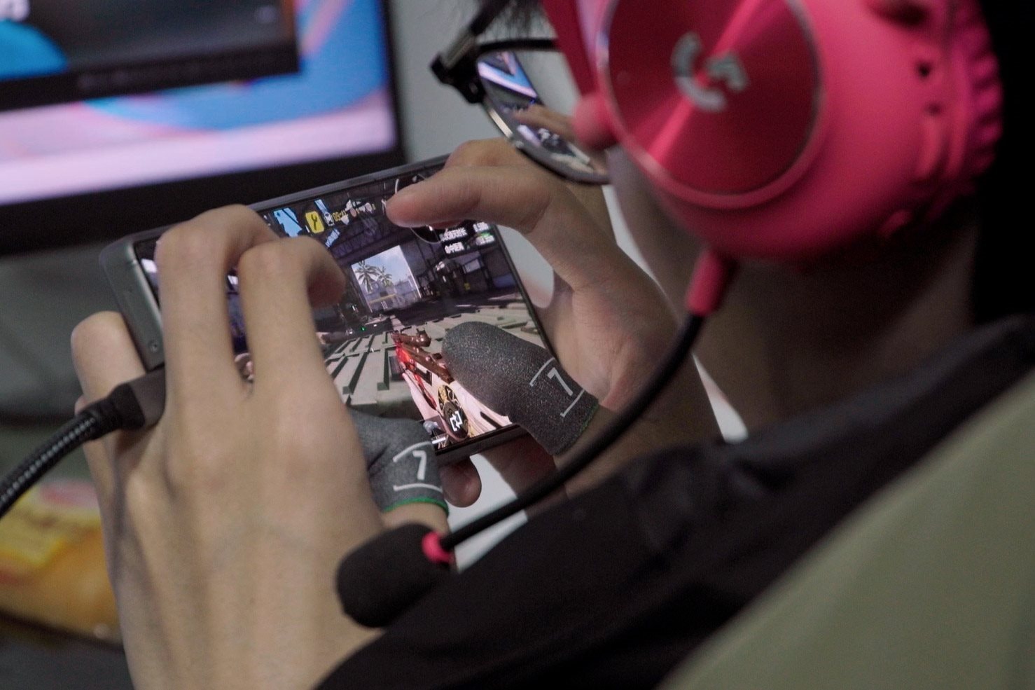 Tỷ lệ chọi 1 / 2 . 000 Trong eSports: Giấc mơ trở th&agrave;nh game thủ chuy&ecirc;n nghiệp tại Trung Quốc - Ảnh 3.