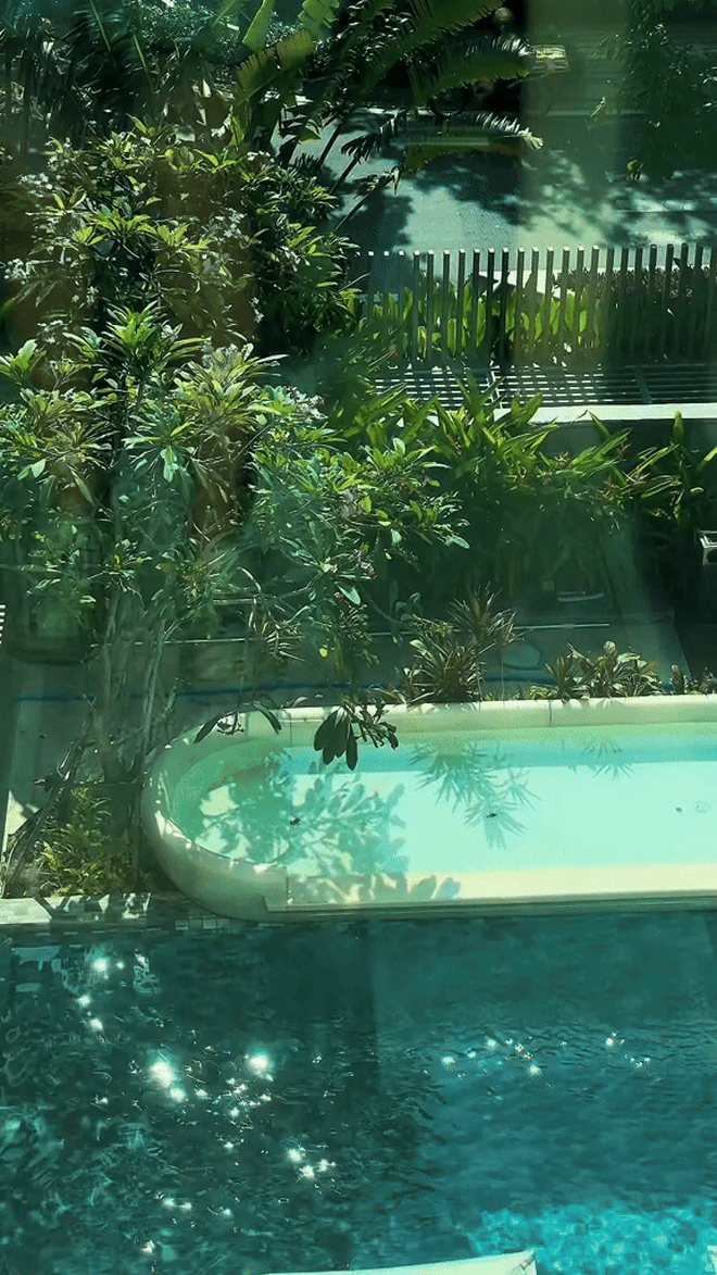 Thiếu gia S&agrave;i th&agrave;nh cưới giảng vi&ecirc;n đại học: Tận hưởng h&ocirc;n nh&acirc;n trong biệt thự view s&ocirc;ng đẹp như phim, chuyện t&igrave;nh cứ ngỡ tiểu thuyết- Ảnh 6.