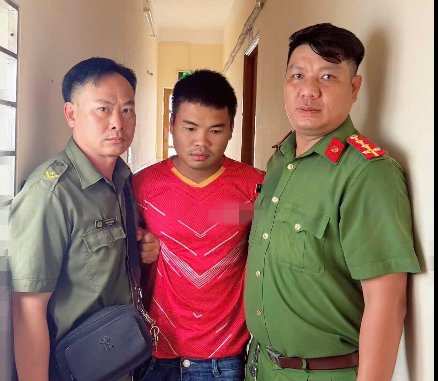 C&ocirc;ng an TPHCM bắt nghi phạm cướp xe m&aacute;y tại Dĩ An trong đ&ecirc;m - Ảnh 1.