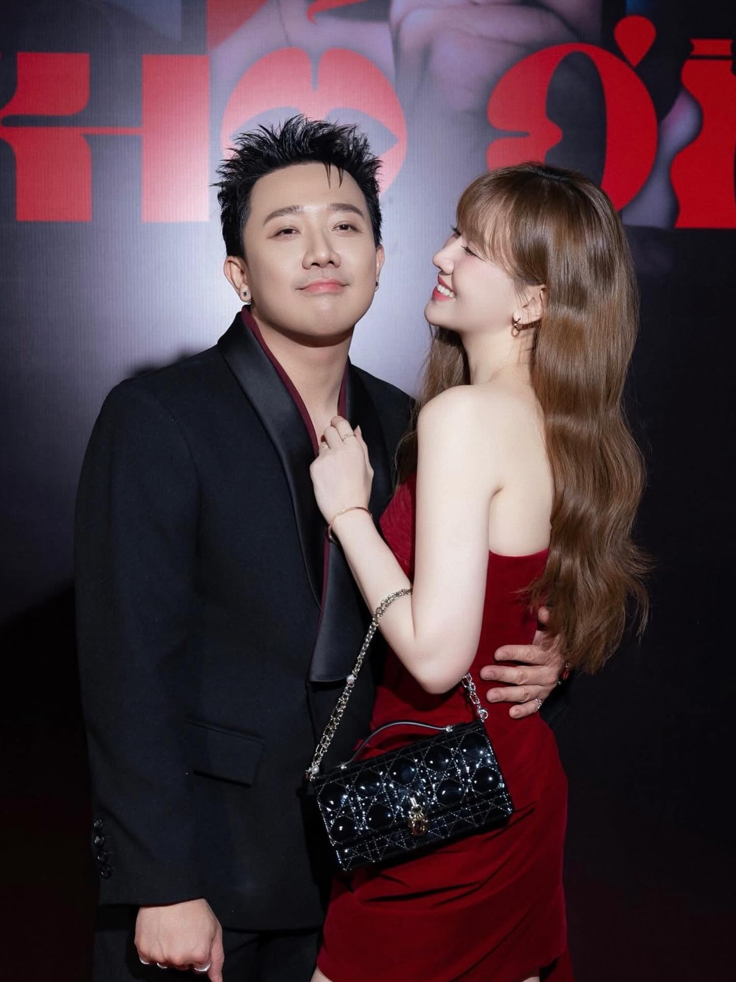 Trấn Th&agrave;nh ra mặt đ&aacute;p trả khi m&oacute;n qu&agrave; tặng Hari Won bị ch&ecirc; "rẻ tiền"- Ảnh 7.