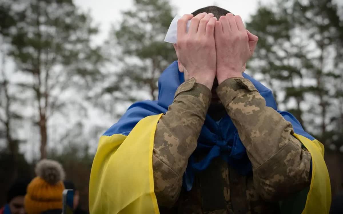 Nga v&agrave; Ukraine trao trả gần 400 t&ugrave; binh chiến tranh - Ảnh 1.