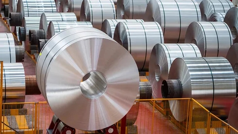 Kh&ocirc;ng phải v&agrave;ng hay dầu mỏ: Đ&acirc;y mới l&agrave; thứ đang 'bốc ch&aacute;y' tại Hormuz, đối mặt c&uacute; sốc cung lớn nhất 25 năm qua - Ảnh 2.