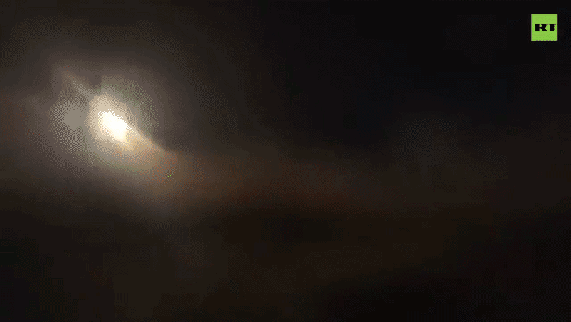 Mỹ x&oacute;a sổ hạm đội t&agrave;u ngầm Iran ngay từ đầu cuộc xung đột? - Ảnh 2.