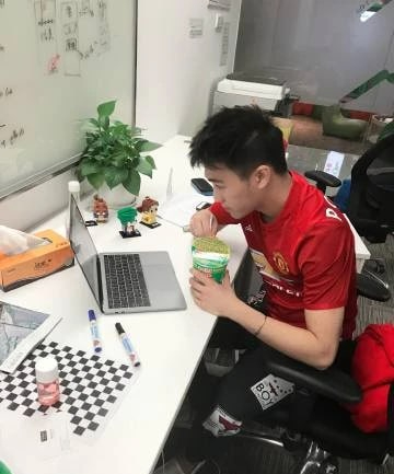 &ldquo;Thi&ecirc;n thần sa ng&atilde;&rdquo; lấy con trai &ocirc;ng tr&ugrave;m s&ograve;ng bạc: 1 bước th&agrave;nh d&acirc;u h&agrave;o m&ocirc;n, nh&igrave;n kh&ocirc;ng gian sống hiện tại mới thấy đời sang trang thật rồi- Ảnh 10.