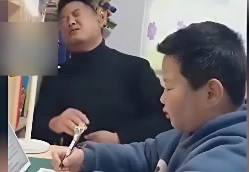 K&egrave;m con học: H&agrave;nh tr&igrave;nh từ phụ huynh hiền l&agrave;nh đến x&atilde; hội đen - Ảnh 3.