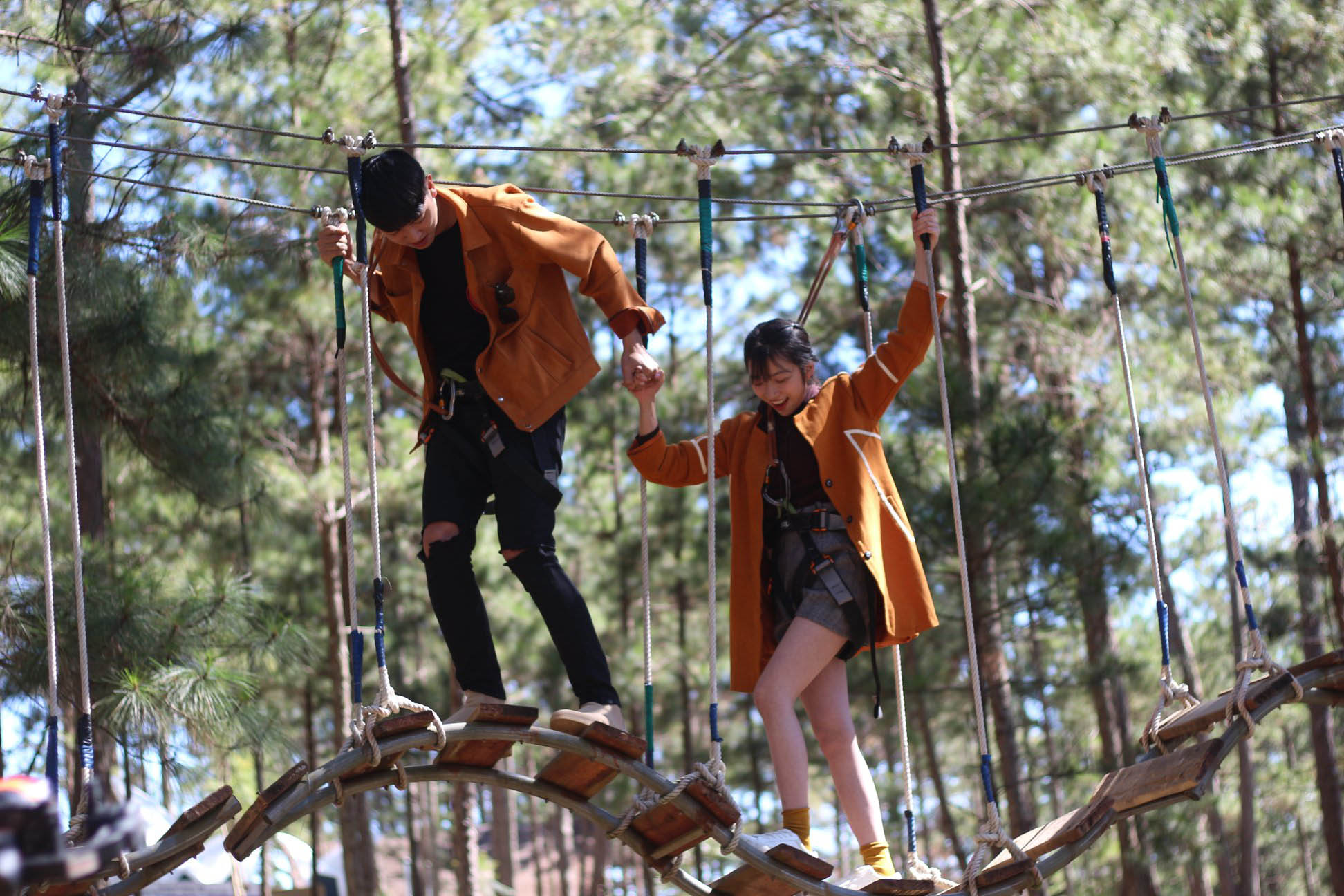 Gallery - Tin rất vui: Đúng ngày 1/5, nhiều người Việt Nam được miễn phí một dịch vụ