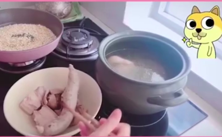 Nồi ch&aacute;o l&ograve;ng 50 triệu giữ được chồng của ca sĩ Thủy Ti&ecirc;n - Ảnh 4.