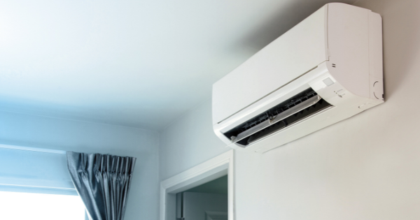 Bật điều hòa mà để cửa mở có sao không? Nhà sản xuất đưa ra đáp án - Ảnh 1.