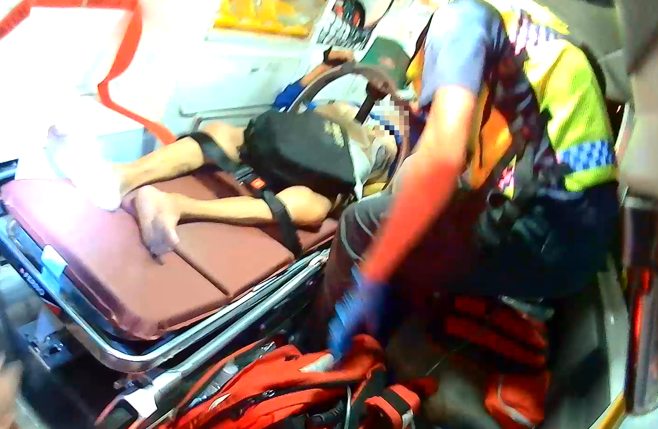 Ch&agrave;ng trai 25 tuổi đột nhi&ecirc;n h&eacute;t lớn rồi ngất xỉu khi đang &acirc;n &aacute;i với người y&ecirc;u, b&aacute;c sĩ t&igrave;m ra 1 "thứ đ&aacute;ng sợ" trong đầu- Ảnh 1.