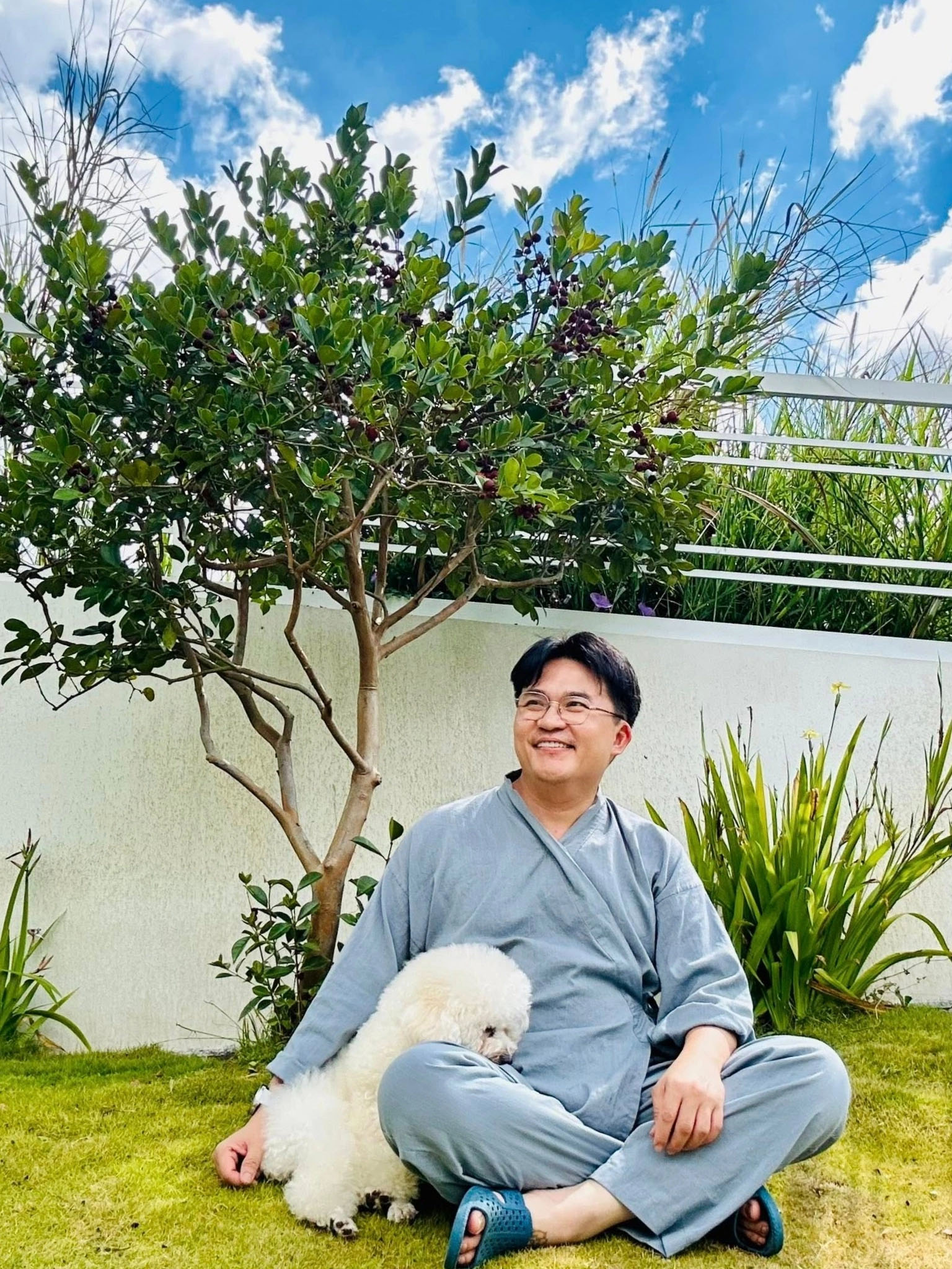 Nam MC "hot" tr&ecirc;n c&aacute;c gameshow truyền h&igrave;nh, tuổi trung ni&ecirc;n vẫn độc th&acirc;n, chăm chỉ l&agrave;m việc thiện- Ảnh 4.