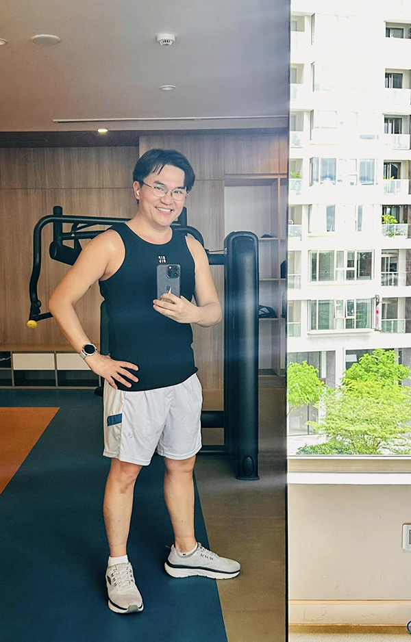 Nam MC "hot" tr&ecirc;n c&aacute;c gameshow truyền h&igrave;nh, tuổi trung ni&ecirc;n vẫn độc th&acirc;n, chăm chỉ l&agrave;m việc thiện- Ảnh 10.