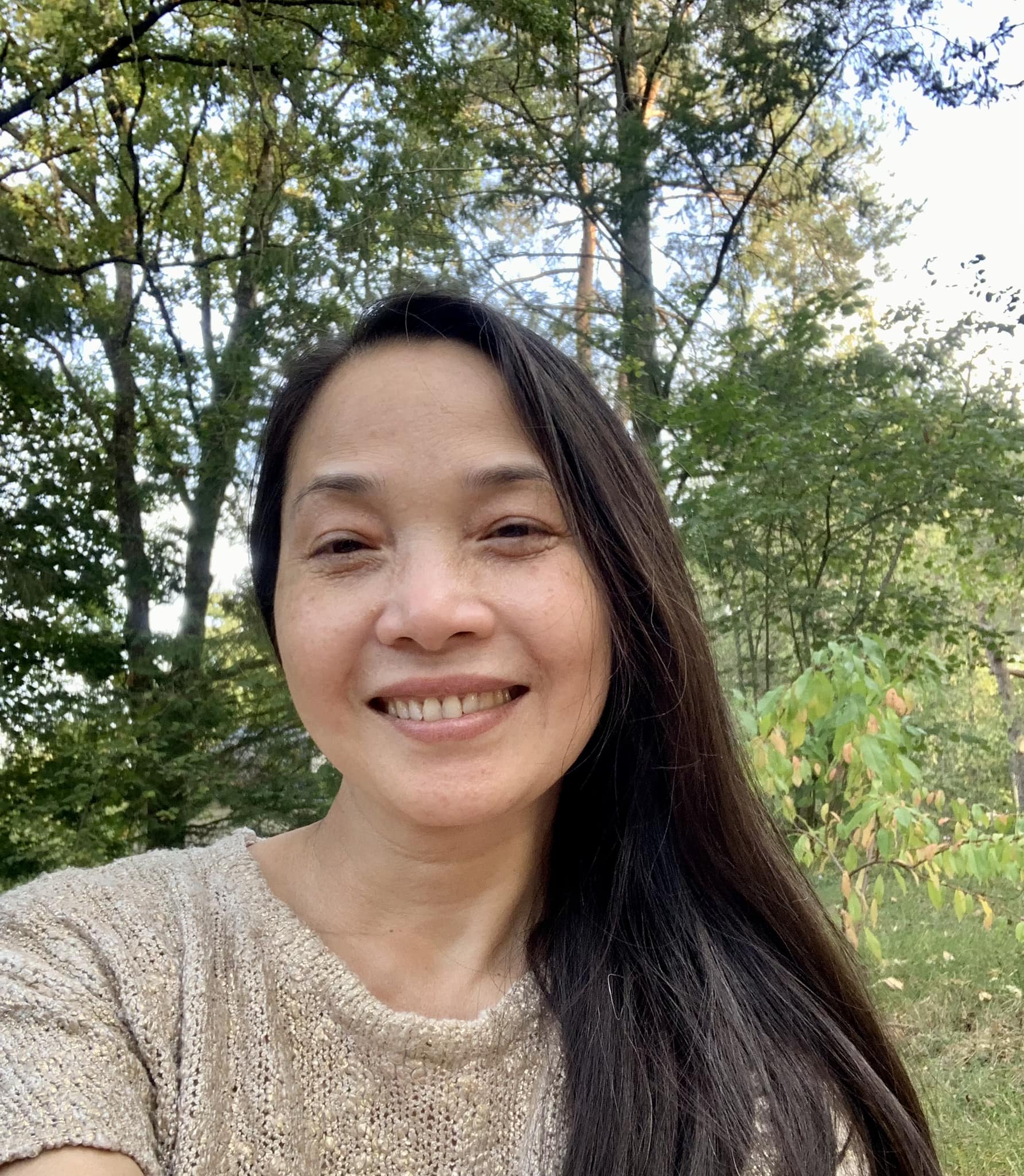 Nữ NSƯT biến mất khỏi showbiz Việt 20 năm giờ sống trong biệt thự 4.000m2, hoa ngập lối đẹp như cổ t&iacute;ch - Ảnh 12.