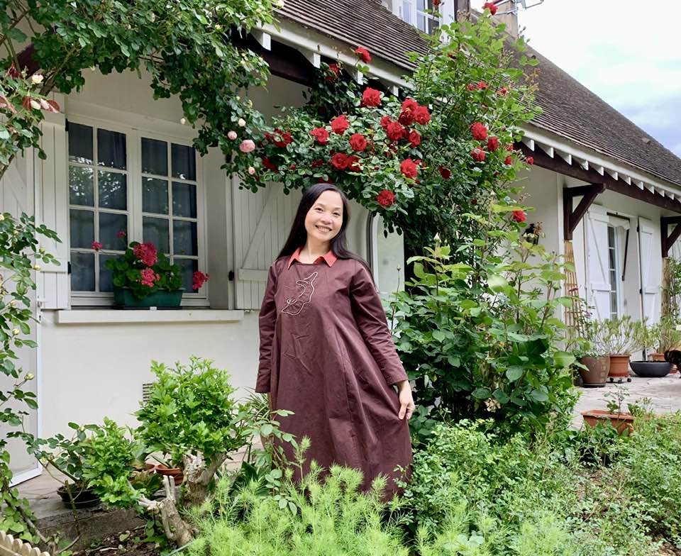 Nữ NSƯT biến mất khỏi showbiz Việt 20 năm giờ sống trong biệt thự 4.000m2, hoa ngập lối đẹp như cổ t&iacute;ch - Ảnh 6.