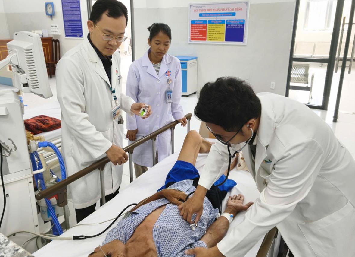 Mỗi ngày 50 ca đột quỵ, Bệnh viện Nhân dân 115 mở rộng quy mô điều trị - Ảnh 3.