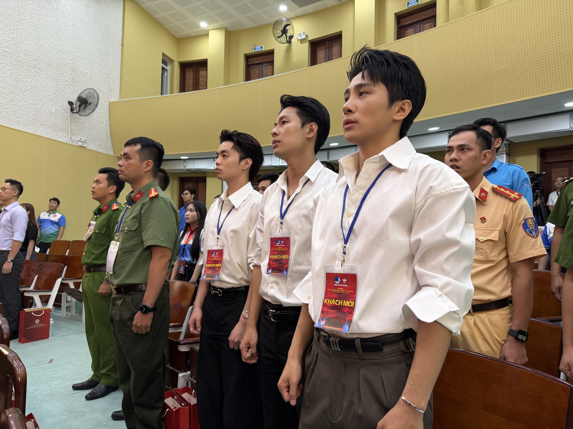 Ca sĩ Ng&ocirc; Kiến Huy tham gia c&acirc;u lạc bộ tại C&ocirc;ng an TPHCM- Ảnh 2.