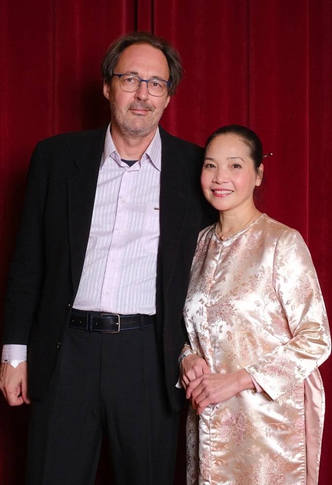 Nữ NSƯT biến mất khỏi showbiz Việt 20 năm giờ sống trong biệt thự 4.000m2, hoa ngập lối đẹp như cổ t&iacute;ch - Ảnh 5.