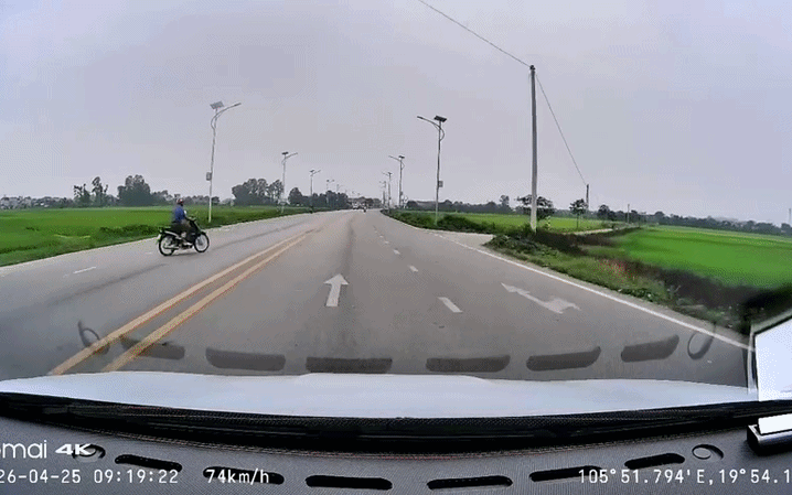 Vụ &ocirc; t&ocirc; ch&egrave;n ng&atilde; xe m&aacute;y tr&ecirc;n quốc lộ: L&agrave;m r&otilde; mối quan hệ giữa 2 l&aacute;i xe, bất ngờ nguy&ecirc;n nh&acirc;n - Ảnh 2.