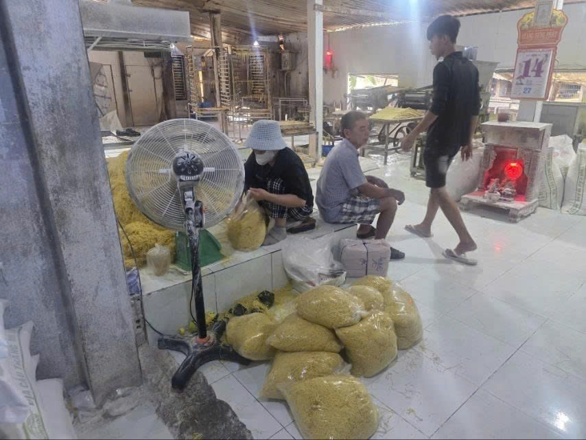 Thực phẩm bẩn: từ bữa ăn đến giường bệnh và nỗi lo hủy hoại giống nòi- Ảnh 2.