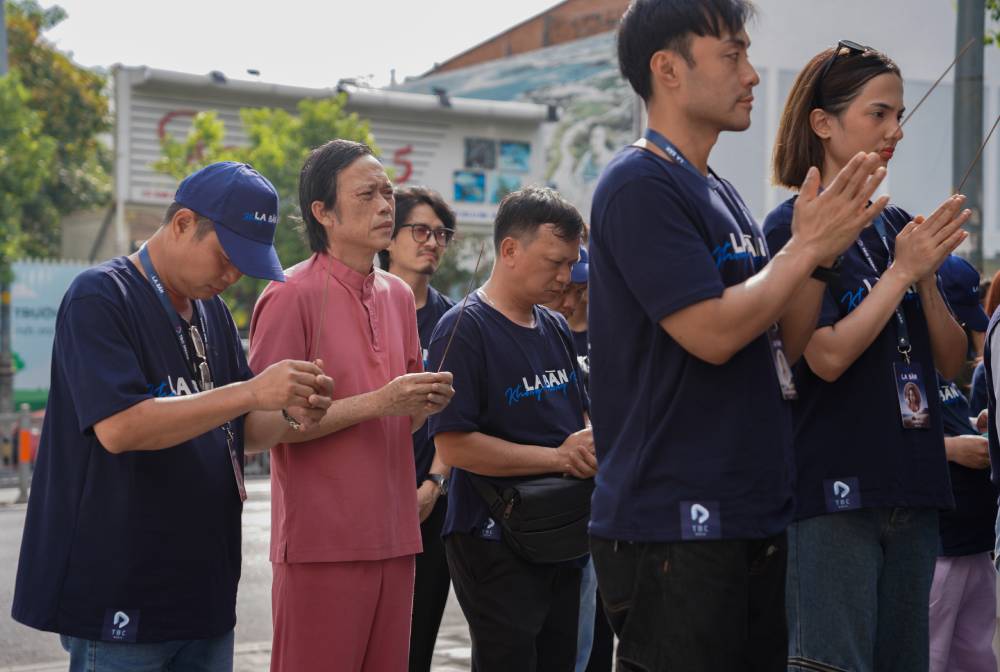 Hoài Linh tái xuất phim điện ảnh của Quách Beem - Ảnh 2.