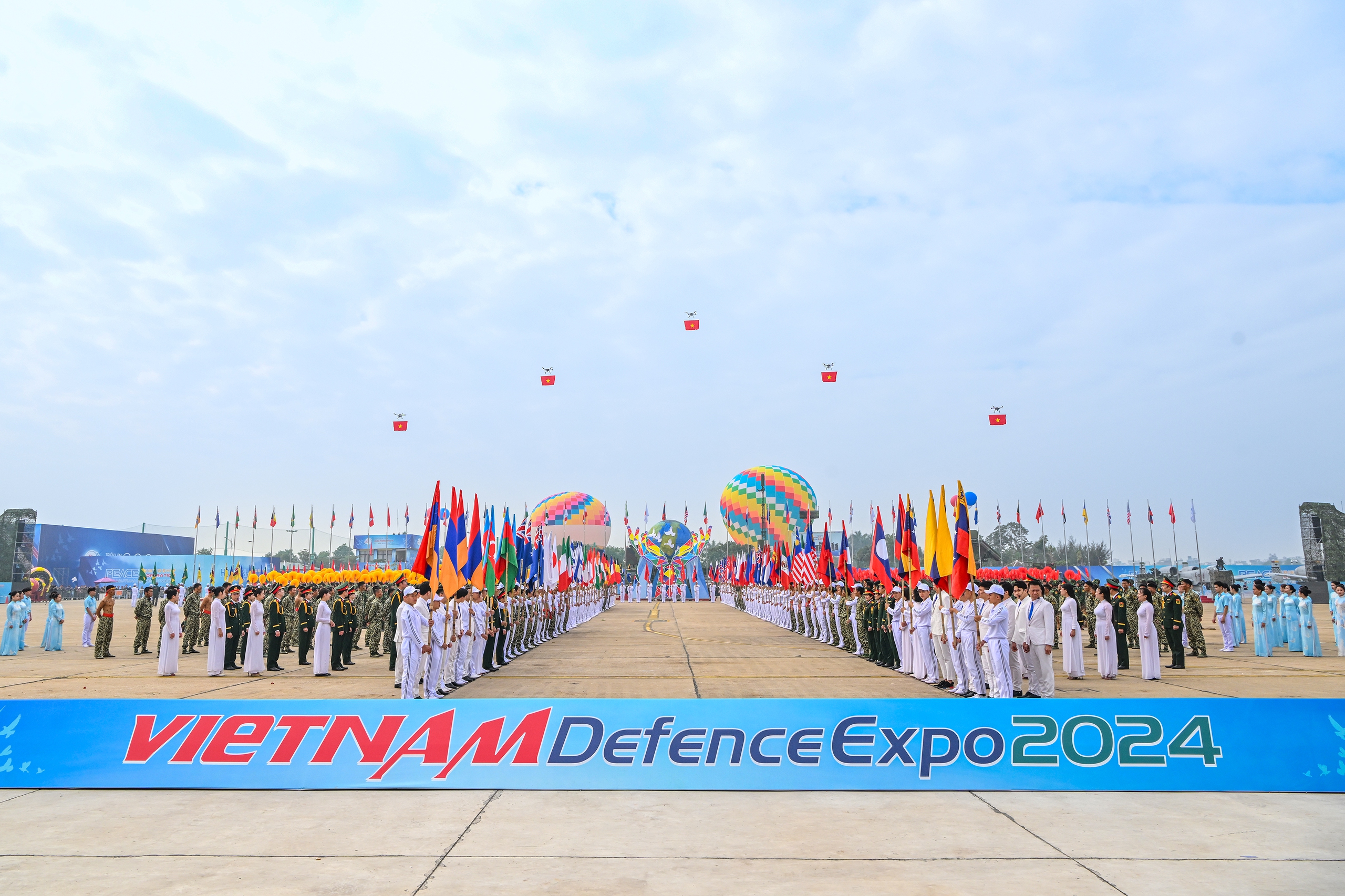 Triển lãm quốc phòng quốc tế Việt Nam 2026: Hàng loạt vũ khí, khí tài 