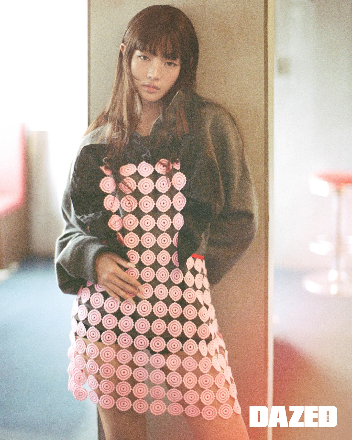 Miu Miu tiếp tục hại 1 người đẹp, từ minh tinh h&oacute;a c&ocirc; lao c&ocirc;ng- Ảnh 10.