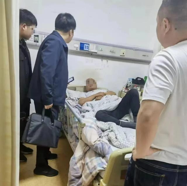 nguoi dan ong 50 tuoi tu vong vi ung thu tuyen tuy khi lam 5 viec vao buoi toi anh1 1777456324520 1777456324903702372938