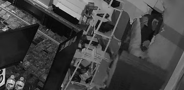 photo-1772510437094