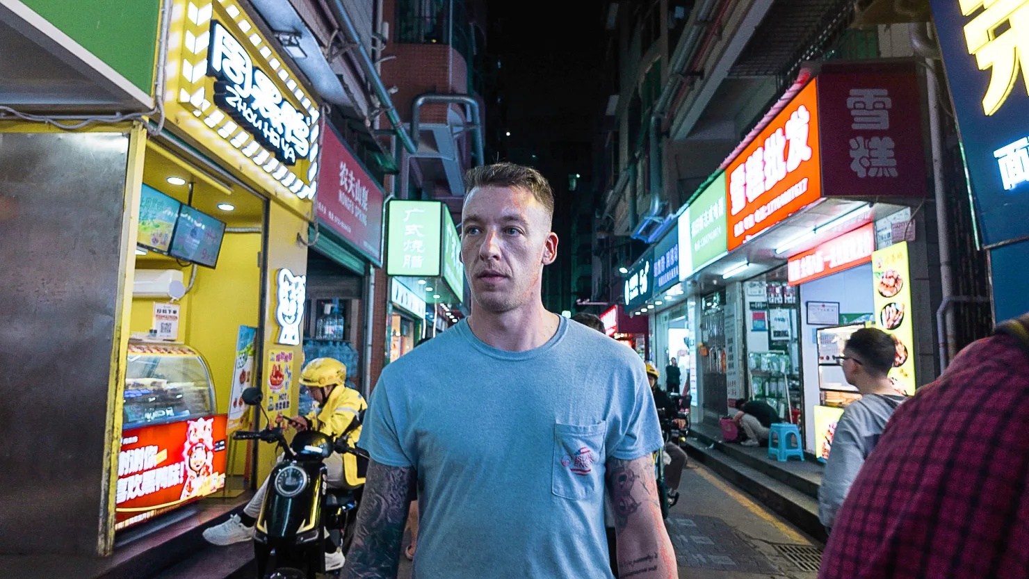 Người đ&agrave;n &ocirc;ng quyết định rời Mỹ sang Trung Quốc: Như sống trong tương lai, đ&acirc;y mới l&agrave; "Giấc mơ Mỹ" của t&ocirc;i - Ảnh 2.