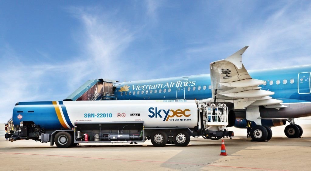 Ng&agrave;nh h&agrave;ng kh&ocirc;ng ch&uacute; &yacute;: Nh&agrave; m&aacute;y lọc dầu 3 tỷ USD cập nhật t&igrave;nh h&igrave;nh sản xuất nhi&ecirc;n liệu bay - Ảnh 1.