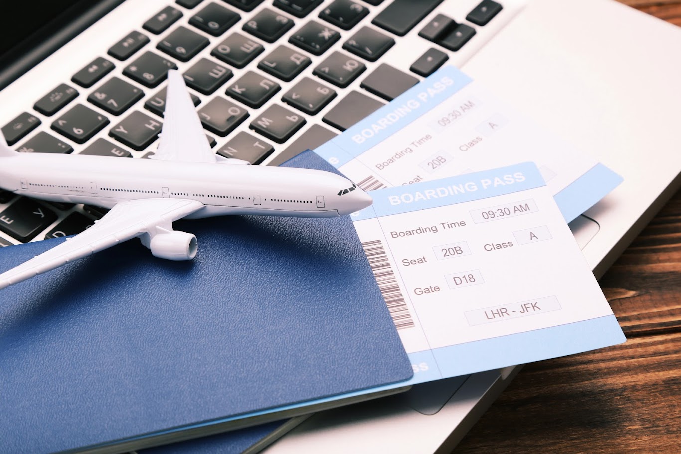 V&igrave; sao mua v&eacute; m&aacute;y bay 0 đồng vẫn phải trả th&ecirc;m tiền? - Ảnh 1.