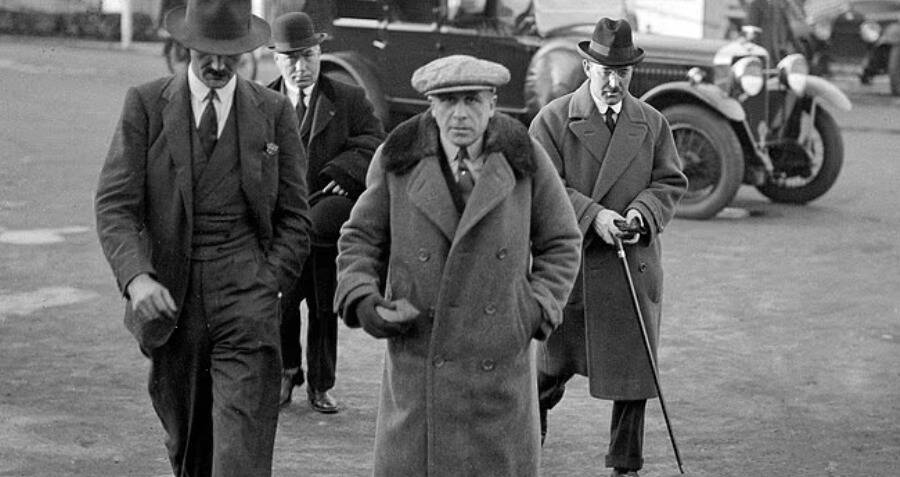 Tỷ ph&uacute; gi&agrave;u thứ 3 thế giới tử vong v&igrave; rơi thẳng từ m&aacute;y bay xuống m&agrave; kh&ocirc;ng một ai biết - Ảnh 3.