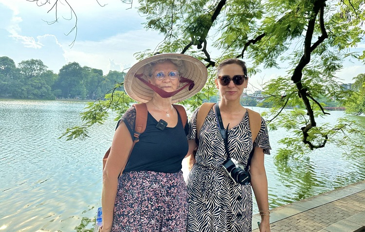 Việt Nam - điểm đến an to&agrave;n nhất cho phụ nữ du lịch một m&igrave;nh - Ảnh 1.