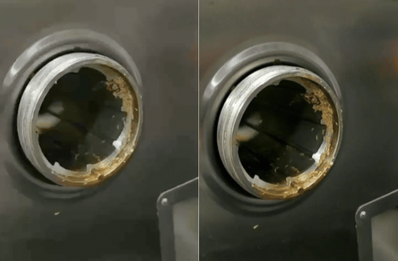 Kiểm tra bếp ăn đạt chuẩn của trường: C&oacute; gi&ograve;i trong m&aacute;y xay thịt - Ảnh 1.