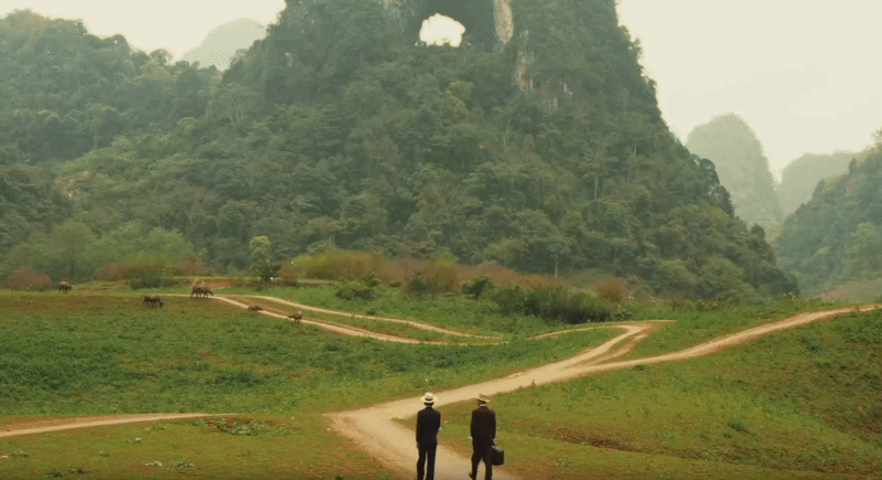 Danh t&iacute;nh 2 kh&aacute;ch T&acirc;y rủ nhau đến Việt Nam, quay cảnh ở Cao Bằng đẹp như phim điện ảnh- Ảnh 5.