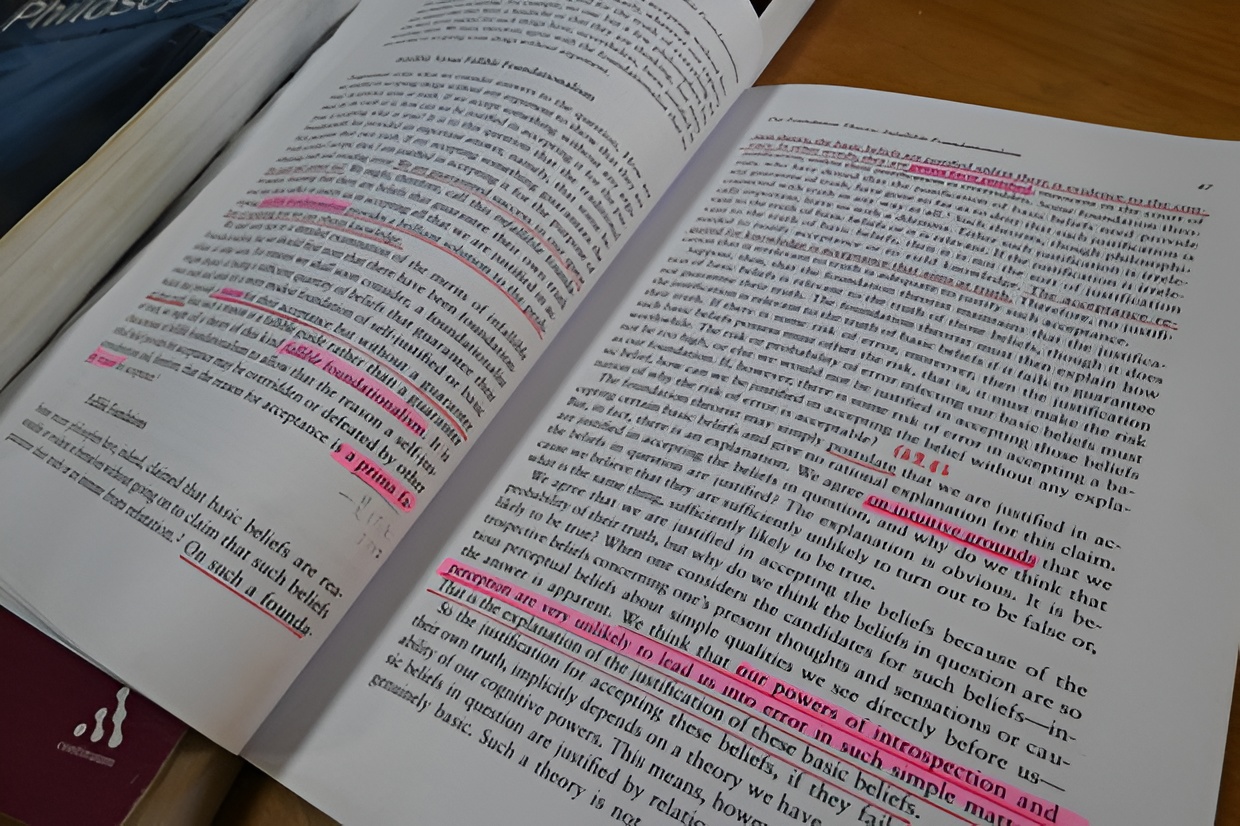 Dịch giả 62 tuổi học 8 ngọai ngữ: Việc học kh&ocirc;ng c&oacute; tuổi - Ảnh 3.