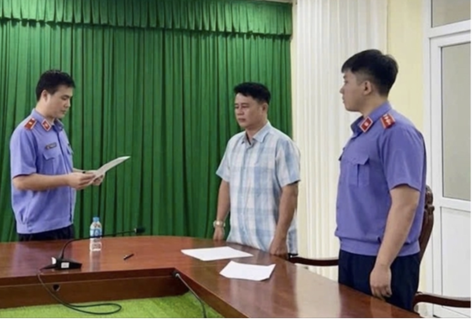 Vụ tai nạn giao th&ocirc;ng Vĩnh Long l&agrave;m nữ sinh tử vong v&agrave; những sai phạm cần nh&igrave;n nhận - Ảnh 1.