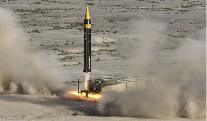 T&igrave;nh b&aacute;o Mỹ đ&aacute;nh gi&aacute; năng lực qu&acirc;n sự Iran: 50 % Bệ ph&oacute;ng t&ecirc;n lửa c&ograve;n nguy&ecirc;n vẹn - Ảnh 2.