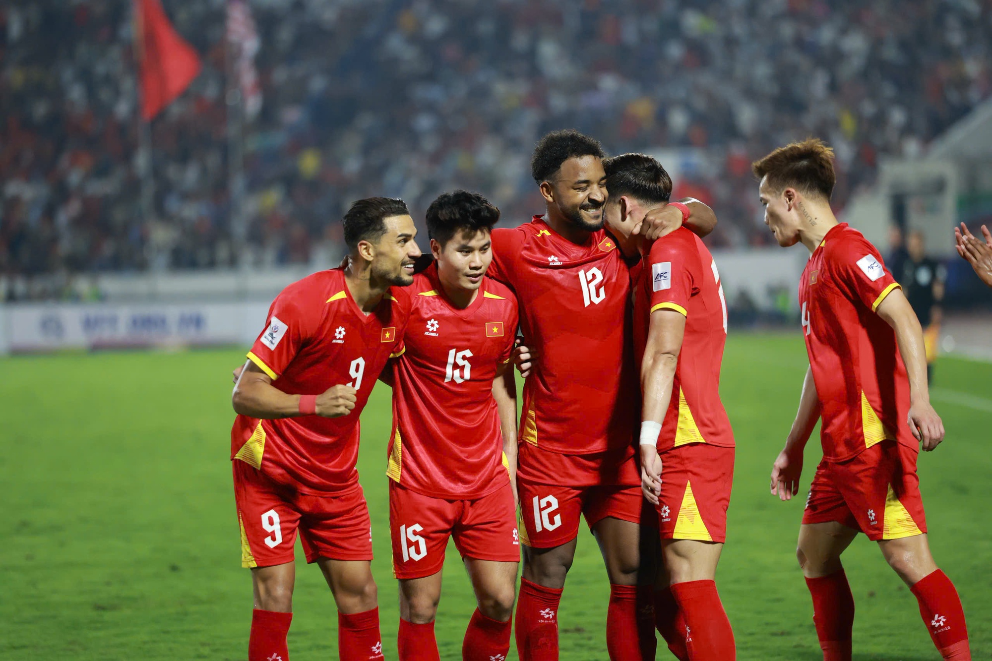 Trương Tiến Anh - mẫu tiền vệ bi&ecirc;n hiện đại - Ảnh 1.