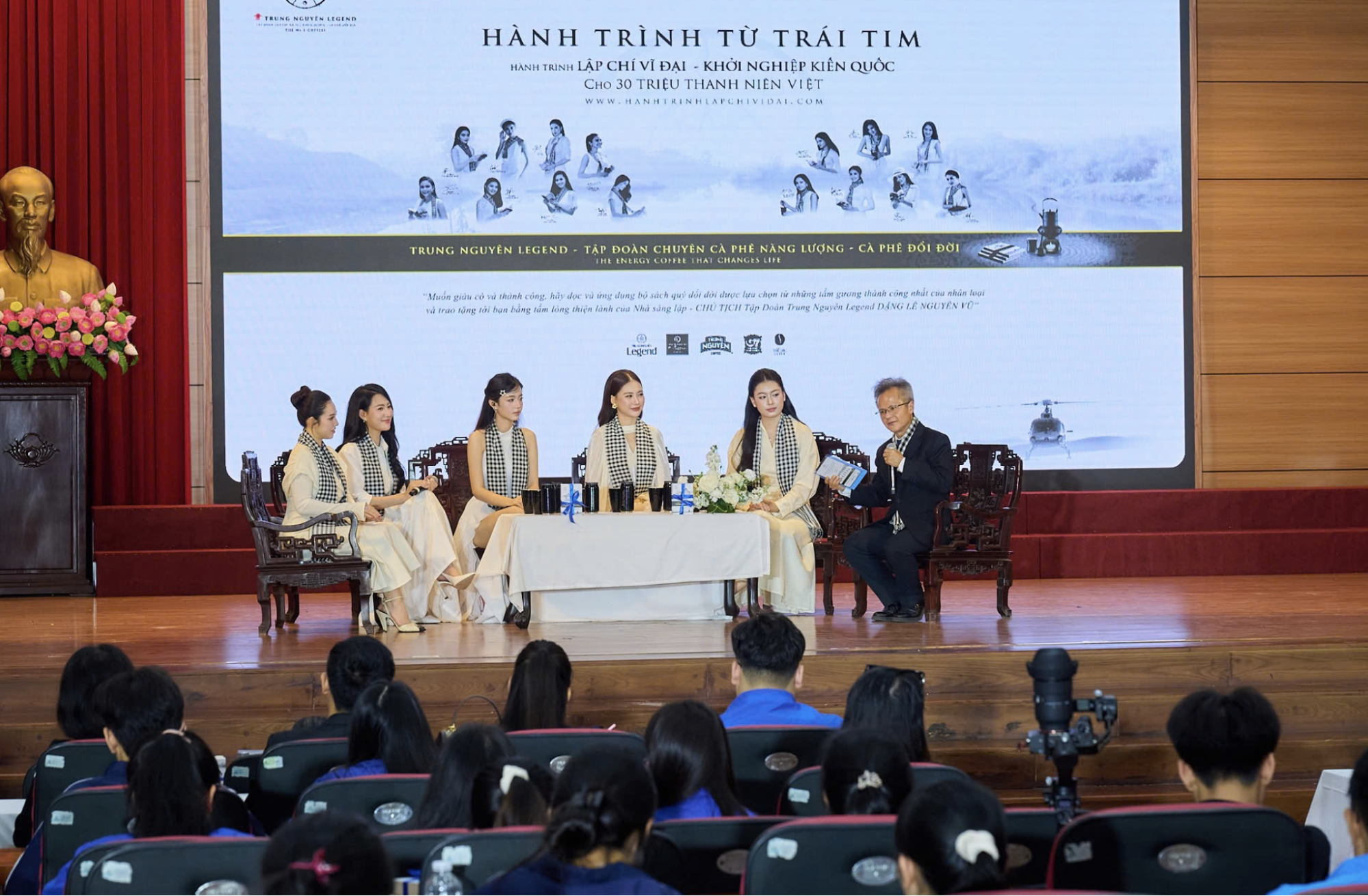 Nhật ký Hành trình Từ Trái Tim: Xây dựng thế hệ trẻ giàu khát vọng lớn và trách nhiệm với đất nước - Ảnh 10.