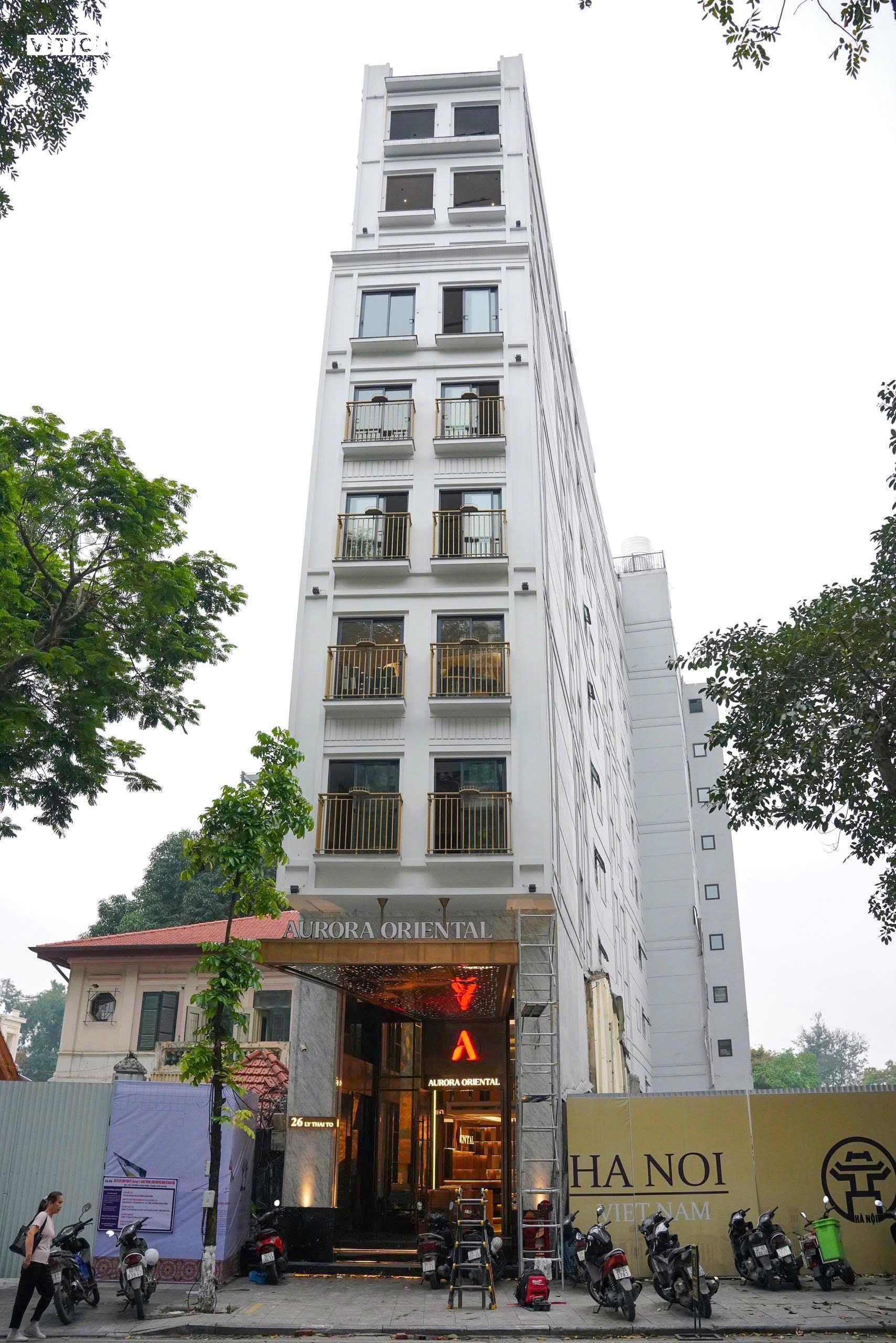 Th&aacute;o dỡ kh&aacute;ch sạn 10 tầng Aurora Oriental ven hồ Gươm để mở rộng kh&ocirc;ng gian c&ocirc;ng cộng - Ảnh 2.