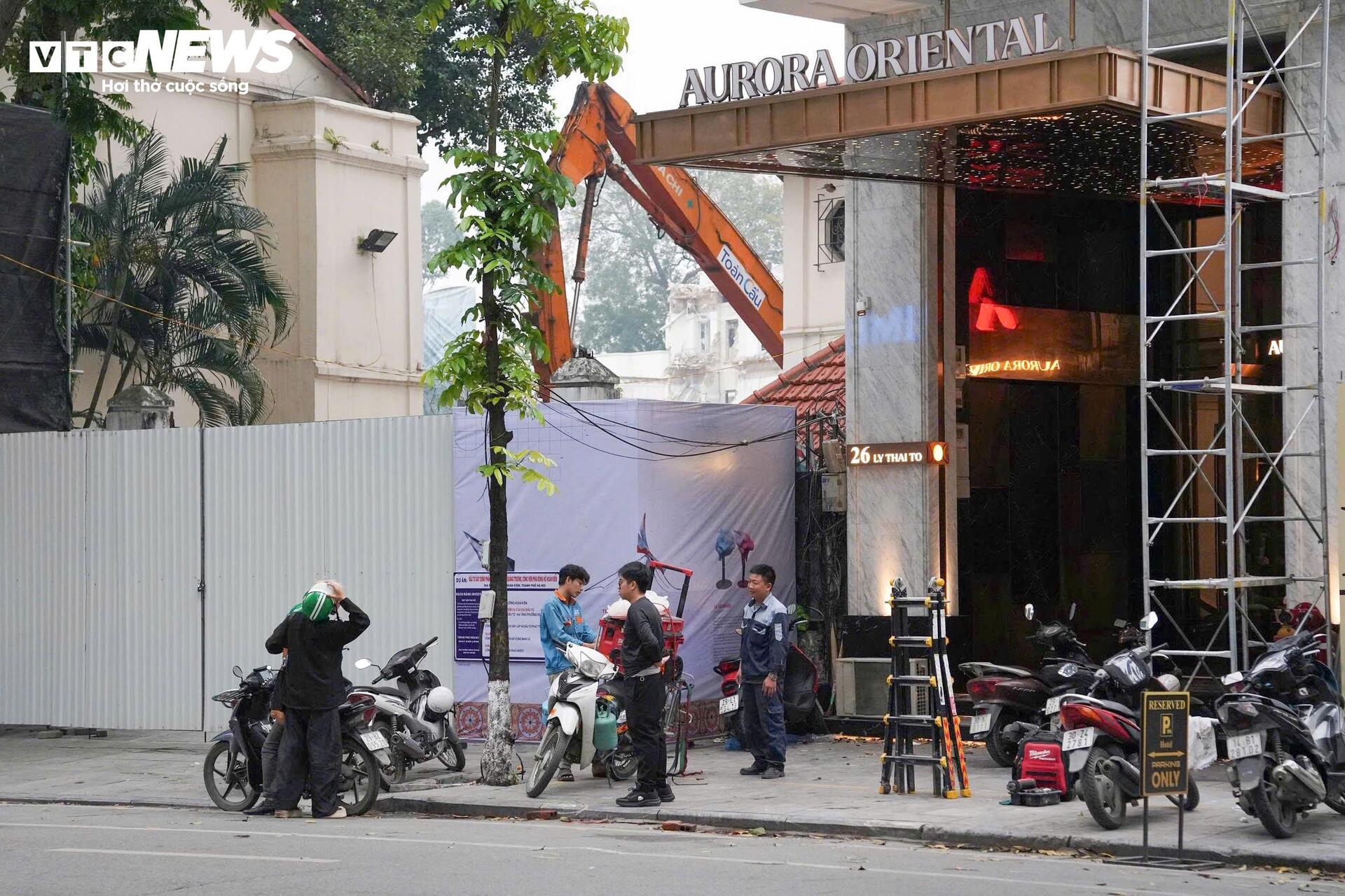 Th&aacute;o dỡ kh&aacute;ch sạn 10 tầng Aurora Oriental ven hồ Gươm để mở rộng kh&ocirc;ng gian c&ocirc;ng cộng - Ảnh 5.