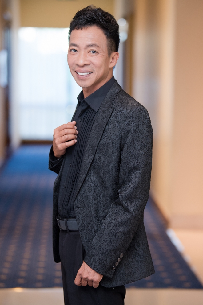 Cuộc sống "ẩn m&igrave;nh" b&igrave;nh y&ecirc;n tuổi xế chiều của "&ocirc;ng ho&agrave;ng nhạc đỏ" - Ảnh 1.