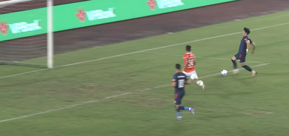 Đ&igrave;nh Bắc ghi b&agrave;n thắng &ldquo;dễ nhất sự nghiệp&rdquo;, b&aacute;o tin vui cho HLV Kim Sang-sik - Ảnh 2.