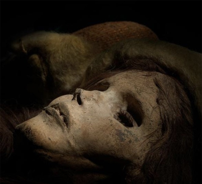 Khai quật x&aacute;c ướp "c&ocirc;ng ch&uacute;a ngủ trong rừng" 4.000 năm tuổi, chuy&ecirc;n gia gi&aacute;m định ADN ph&aacute;t hiện danh t&iacute;nh kh&ocirc;ng ngờ - Ảnh 2.
