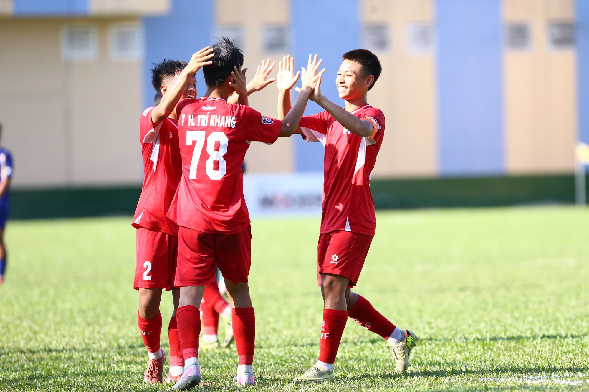 VCK U15 quốc gia – Cúp Modern 2026: Xác định thêm những tấm vé vào tứ kết - Ảnh 6.