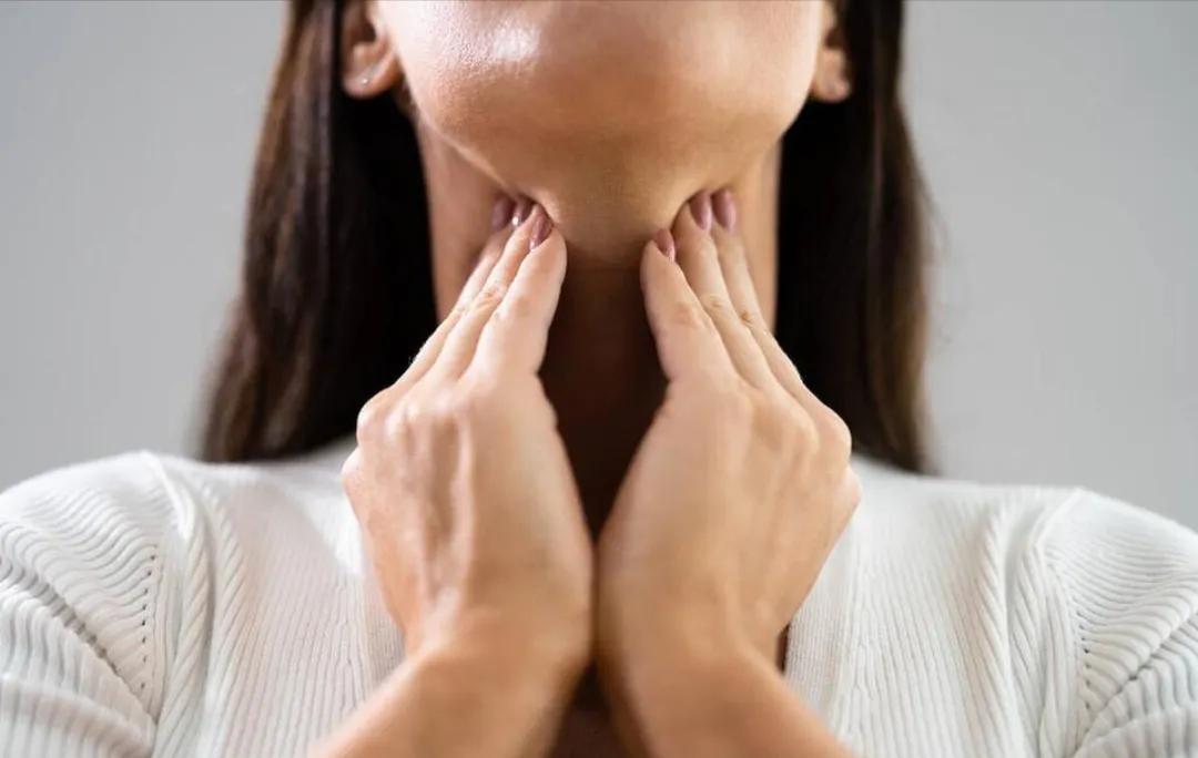 Cô gái 26 tuổi đau họng vào viện nhưng 1 tiếng sau qua đời, bác sĩ cảnh báo: “Đừng xem nhẹ biểu hiện giống cảm cúm, viêm họng” 19 7065f07126384ecca181d20233eb1877tplv tt origin webgif 235830 1775361090453 17753610906392103242527