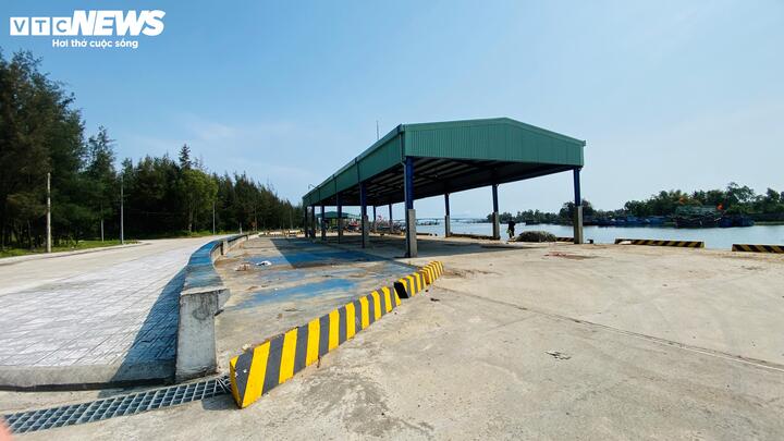 Cảng c&aacute; Hồng Triều 120 tỷ ở Đ&agrave; Nẵng: X&acirc;y xong nhưng chưa đưa v&agrave;o sử dụng - Ảnh 1.