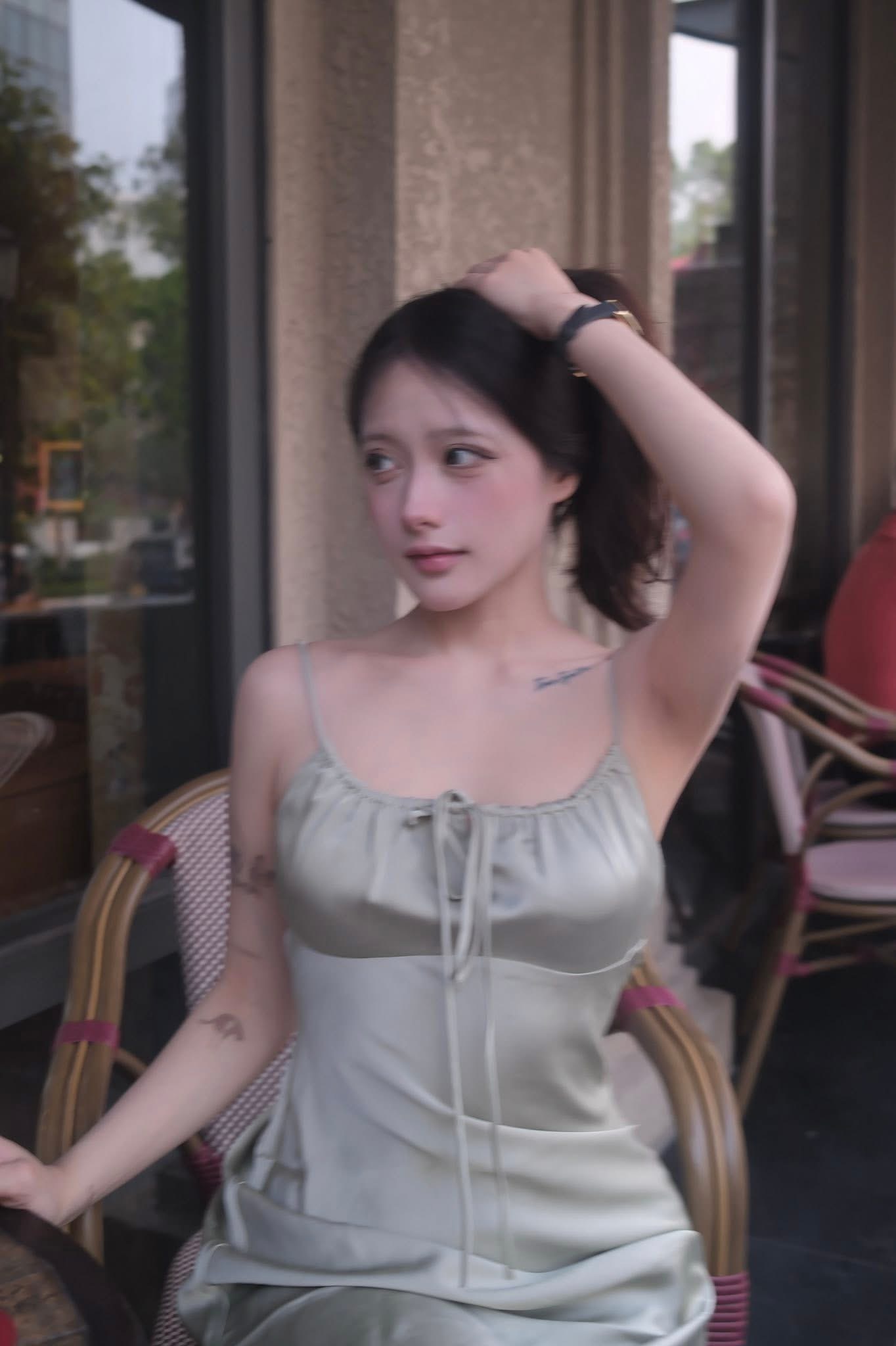 Chỉ một khoảnh khắc v&eacute;n t&oacute;c, "nữ thần" giới cosplay khiến h&agrave;ng triệu fan nam rung rinh v&igrave; qu&aacute; đỗi ngọt ng&agrave;o - Ảnh 7.