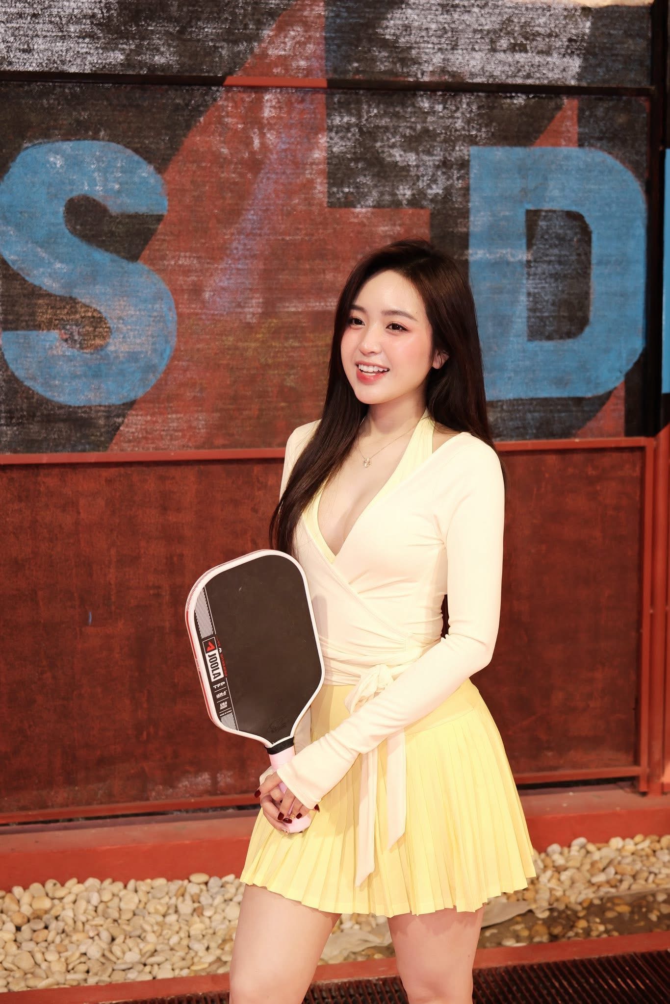 Ngẫu nhi&ecirc;n chụp m&agrave;n h&igrave;nh từ clip, hot girl vẫn "n&eacute;t căng", xinh đẹp chuẩn "cực phẩm" nhan sắc - Ảnh 6.