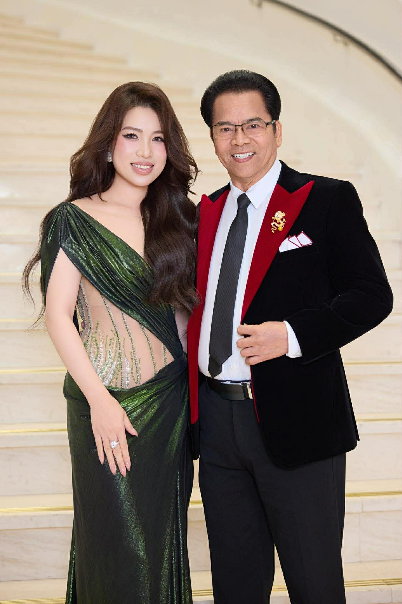 Ngồi ghế gi&aacute;m khảo, NTK Trinh Trinh n&oacute;i g&igrave; về t&acirc;n hoa hậu H&agrave; Linh?- Ảnh 4.